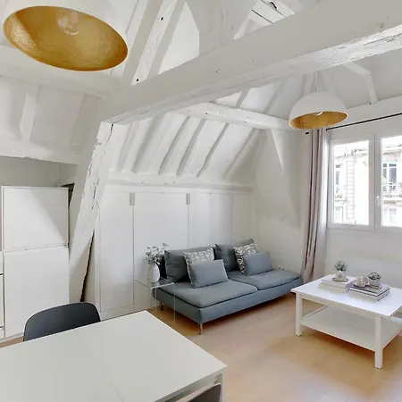 Apartment - Notre-dame